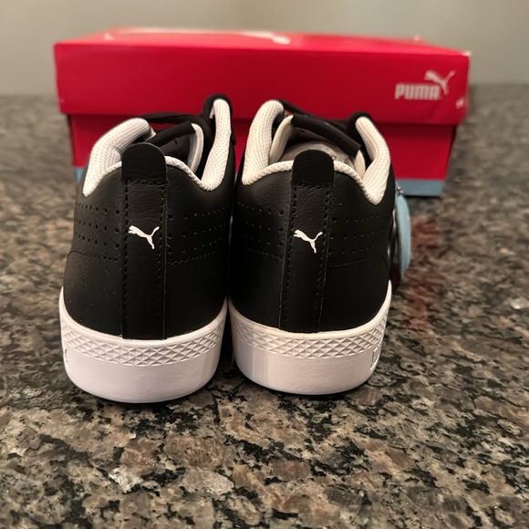 Puma women’s Smash v2 low profile NIB 8.5 - Picture 5 of 8